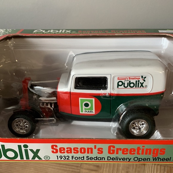 Publix 1932 Ford Sedan Delivery Open Wheel Street Rod Christmas - Picture 7 of 7